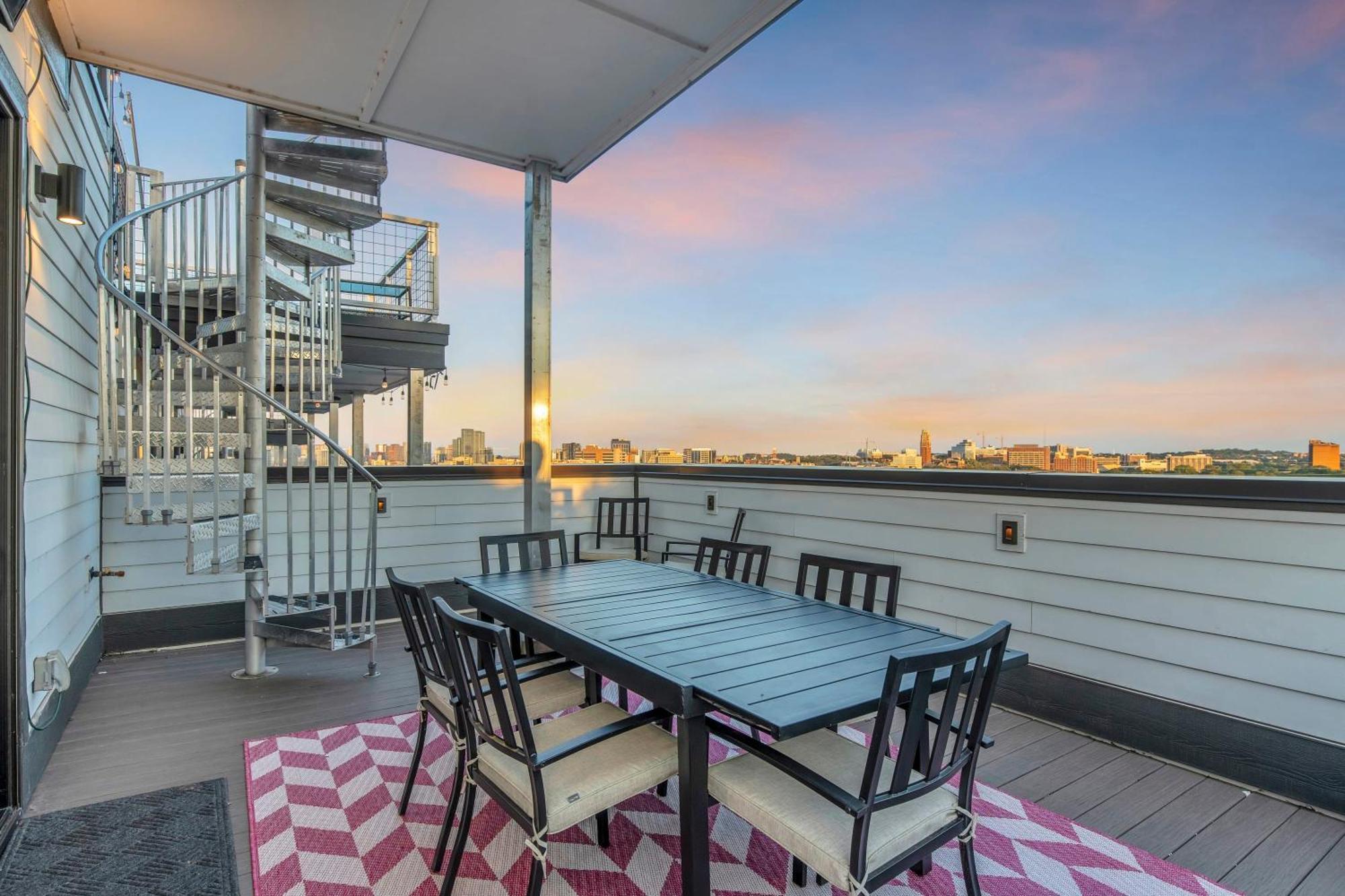 Villa Dolly'S Big House - 18 Beds Skydeck Views à Nashville Extérieur photo