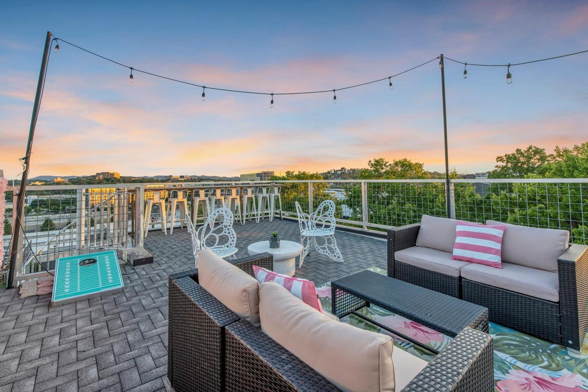 Villa Dolly'S Big House - 18 Beds Skydeck Views à Nashville Extérieur photo