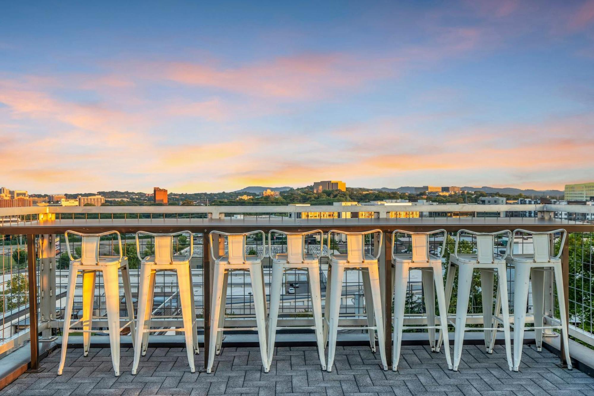 Villa Dolly'S Big House - 18 Beds Skydeck Views à Nashville Extérieur photo