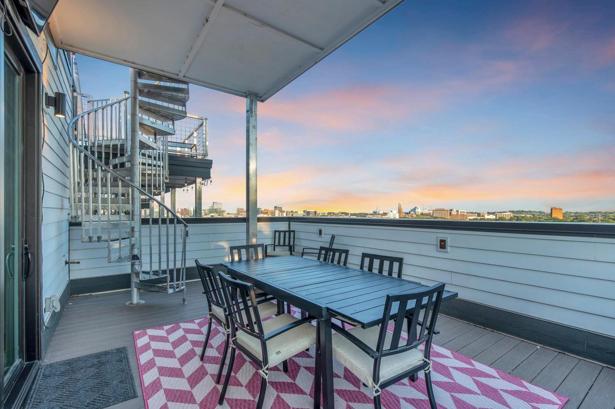Villa Dolly'S Big House - 18 Beds Skydeck Views à Nashville Extérieur photo